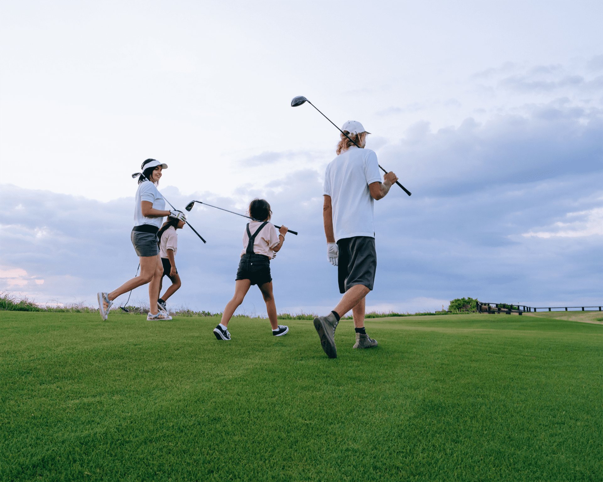 Club dei giovani VIGEVANO GOLF CLUB è un campo da golf in Lombardia